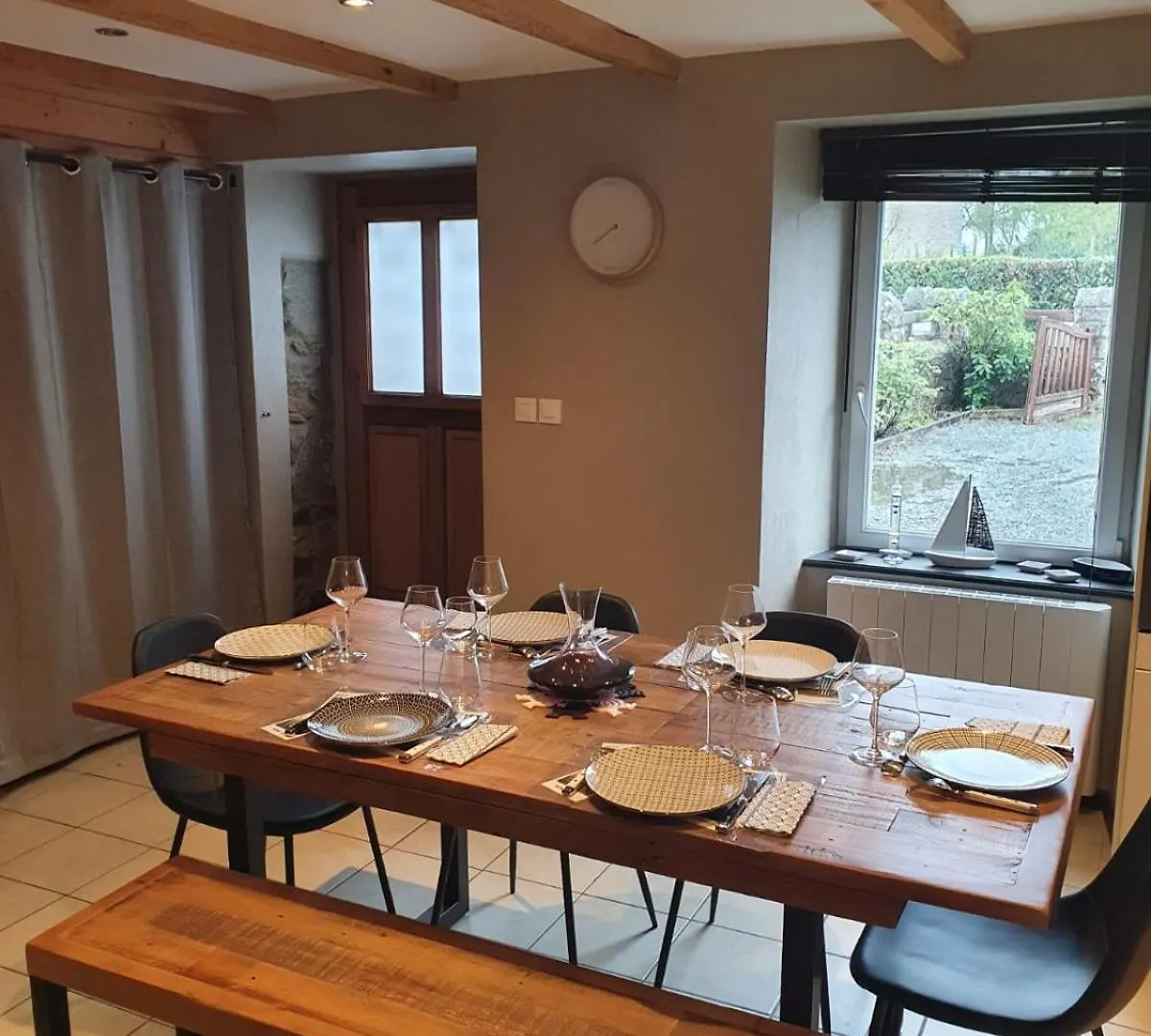 Holiday home Charmante Maison En Bord De Rance Plouer-sur-Rance